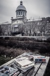 Reading beside Marché Bonsecours
